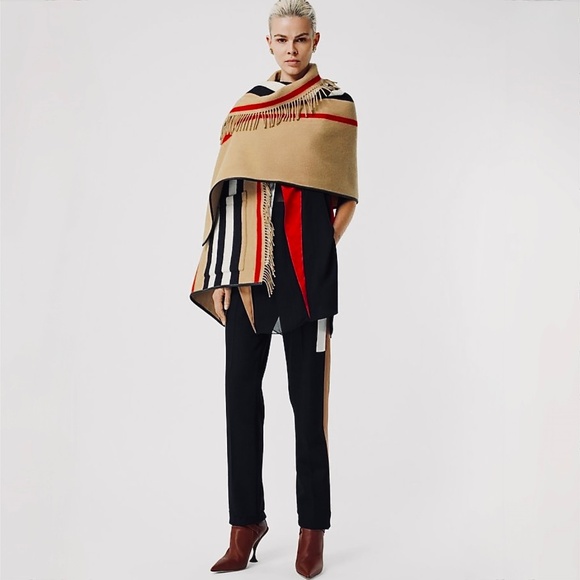 Burberry Wool & Cashmere Blend Icon Stripe Pocket Cape With Leather Trim… - Picture 3 of 15